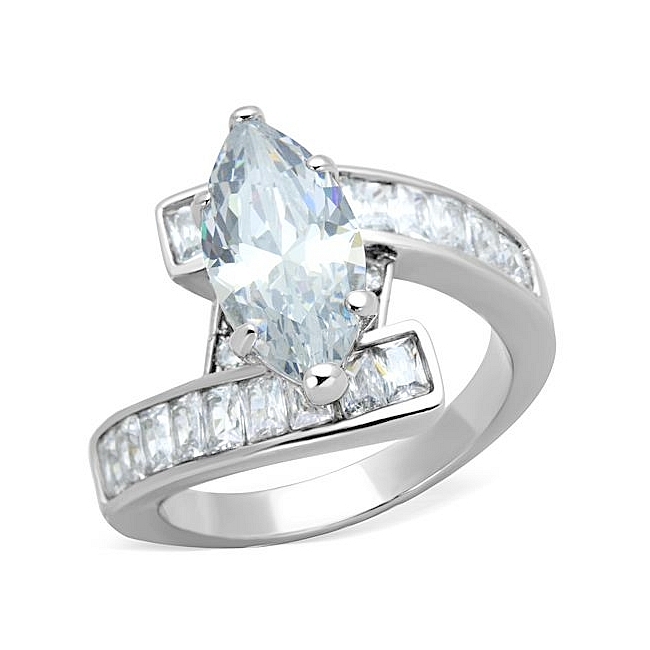 Elegant Silver Tone Fashion Ring Clear CZ