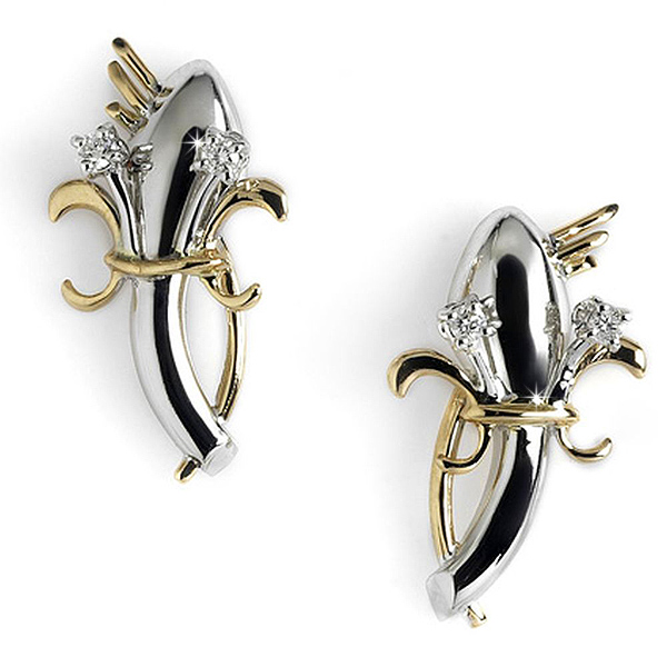 Extraordinary Design Italian Diamond Earrings 0.10 CT 18 White Gold