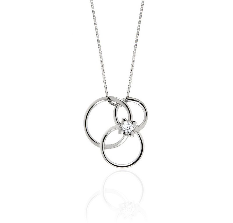 Stylish Three Circle Pendant Diamond Necklace