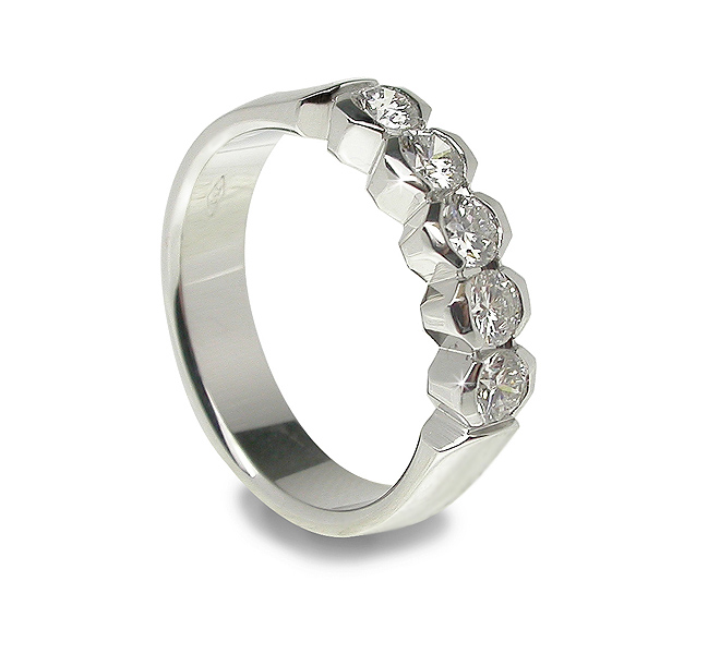 Edgy 5-Stone 0.40 CT Diamond Wedding Ring Directly from Italy