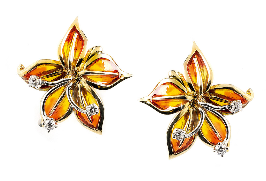 Fine Italian 1/5 CT Diamond Flower Earrings 18K Gold