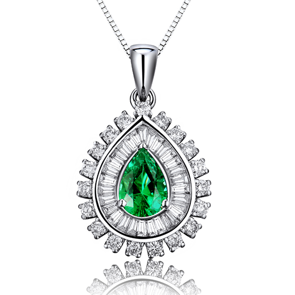 Luxury 1.06 CT Pear Cut Emerald Necklace with 1.22 CT Diamonds White Gold