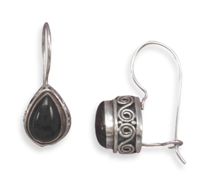 Black Onyx with Scroll Side Design Wire Earrings